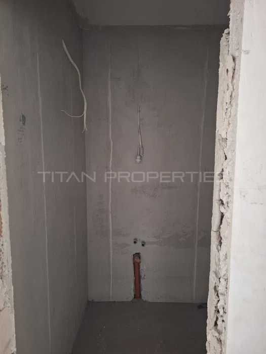 Продава се Двустаен апартамент в Пловдив, Остромила - 65 кв.м за 1231 €/кв.м - Снимка #5