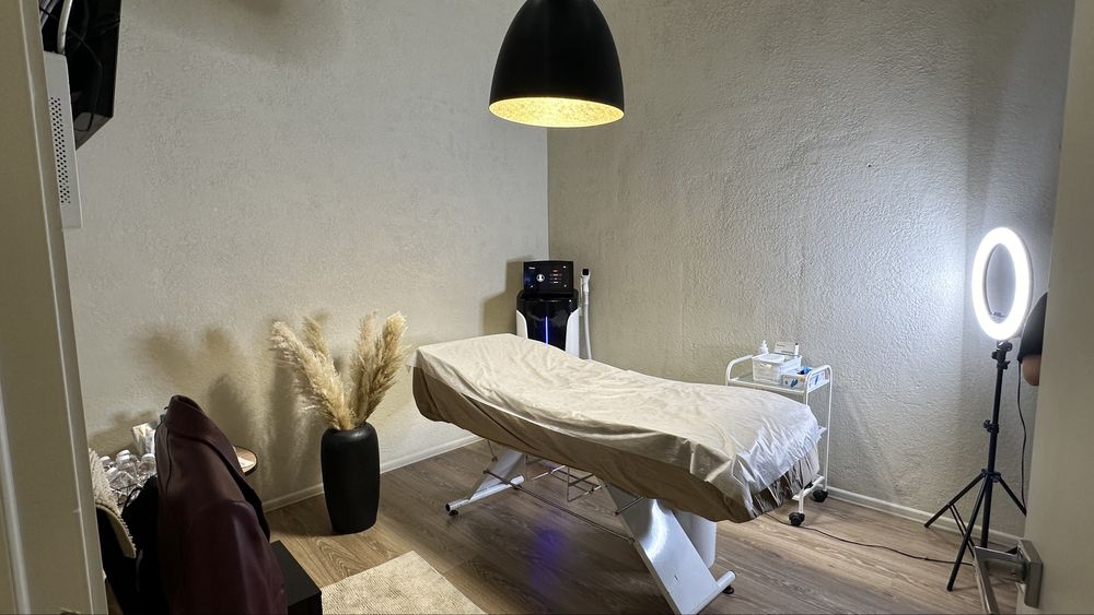 продается кушетка