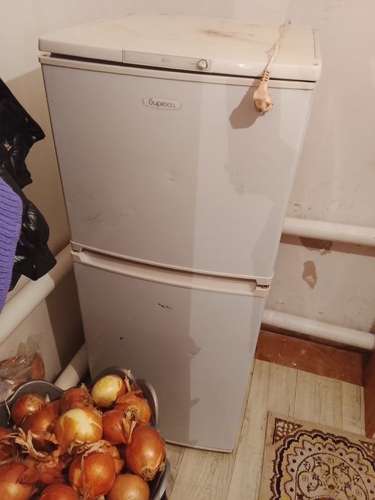 Холодильник продам