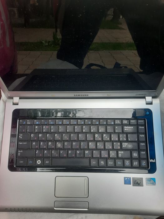 Продаю ноутбук Samsung
