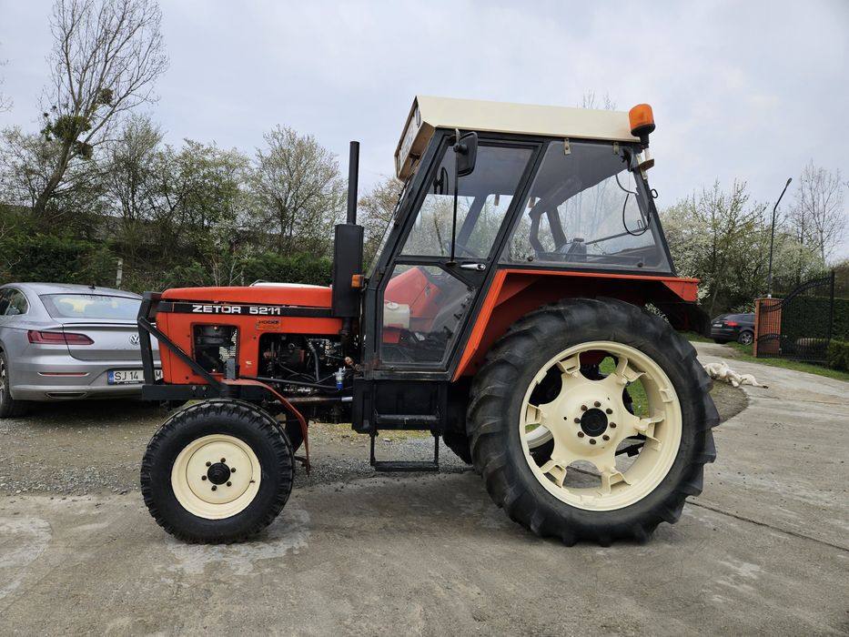 Tractor Zettor 5211