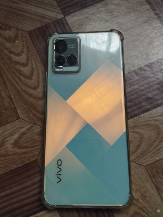 Смартфон vivo y21