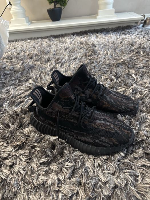 Yeezy 350 V2 MX Rock