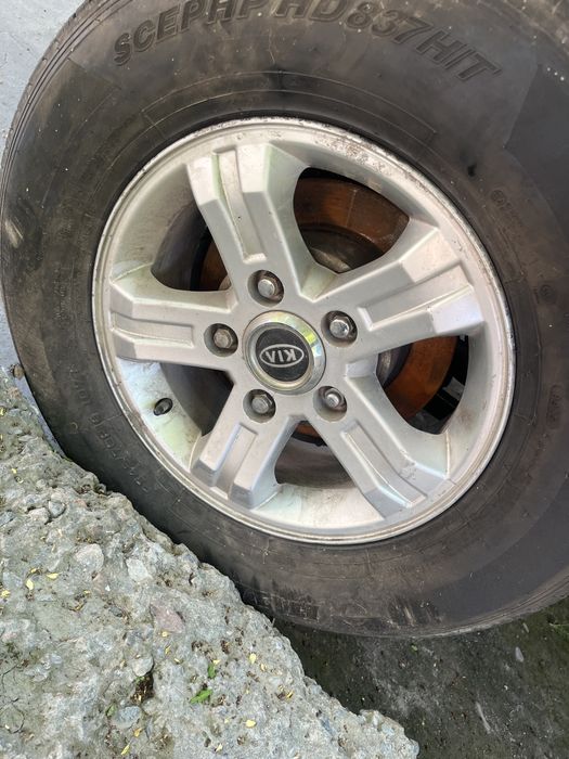 Комплект дисков с резиной зима/лето  Sorento 1