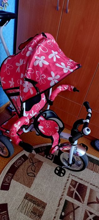 Велосипед трёхколёсный