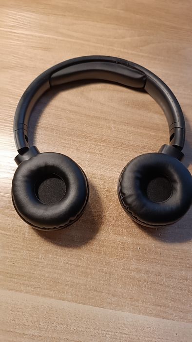 Наушники JBL большие