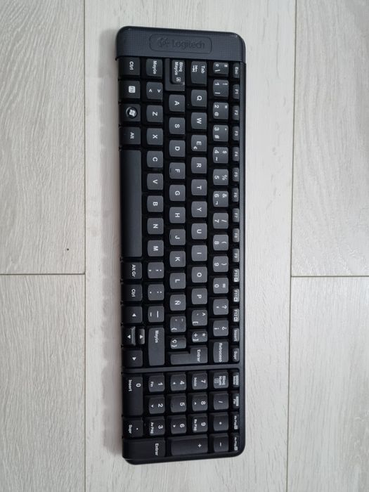 Tastatura wireless + rami +hard toshiba