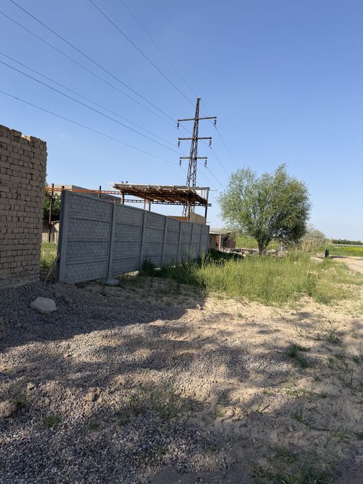 Зангиота тумани 7 сотка ер 1 хонали уй бор аренда