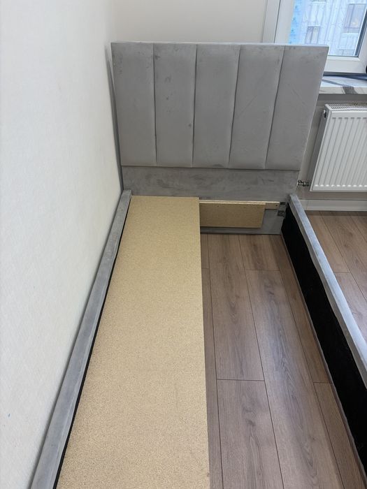 Продам срочно кровать 200х90