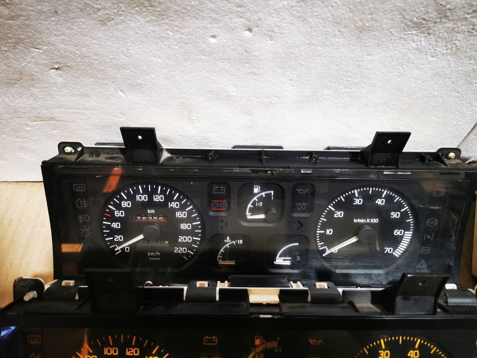 ceasuri de bord renault 19
