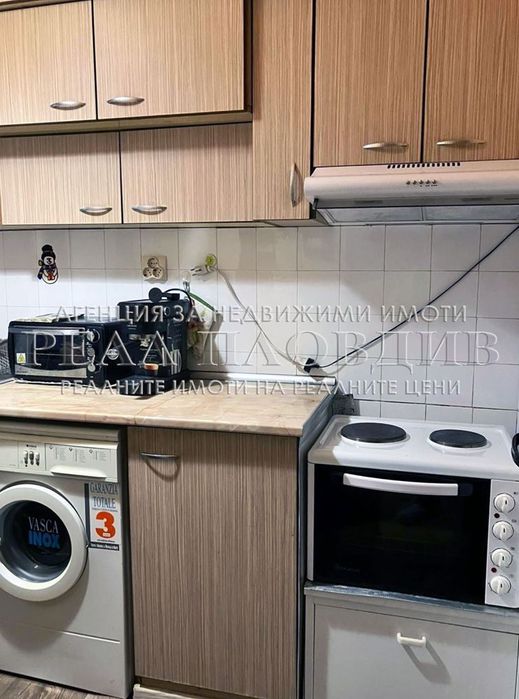 Продава се Тристаен апартамент в Пловдив, Център - 110 кв.м за 1159 €/кв.м - Снимка #3