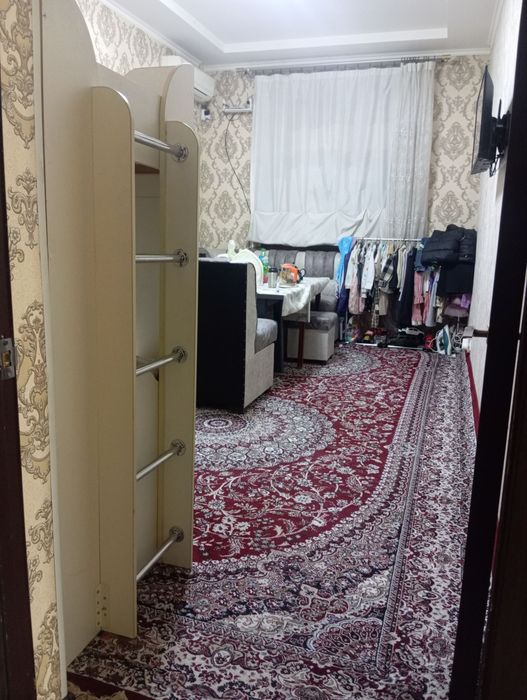 Arenda kvartira 2 xonali Qorasu 6da