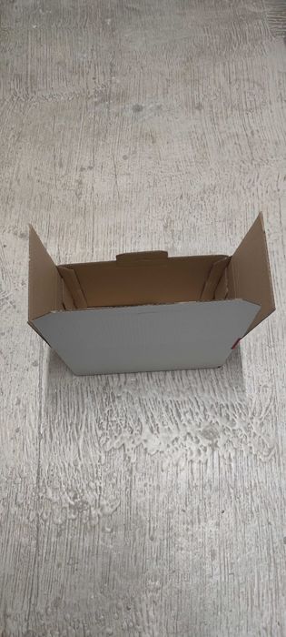 Set de 10 cutii noi pentru contabilitate, arhivare, depozitare, colete etc. Dimensiuni 345 x 255 x 165 mm (L x l x h)