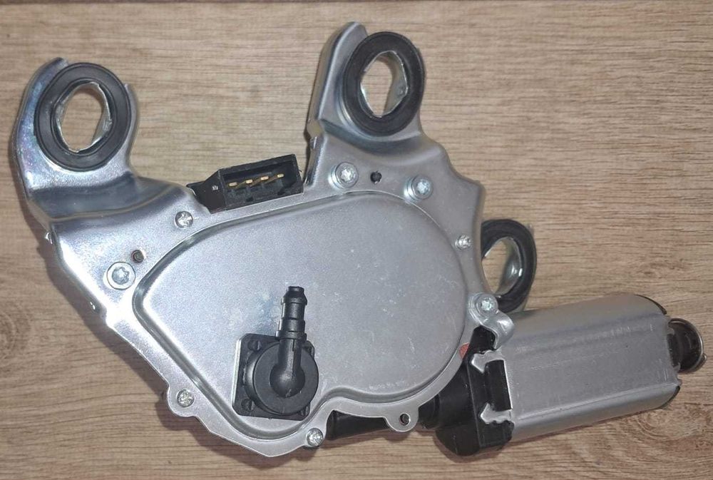 Motoras stergator luneta Skoda Oktavia 2