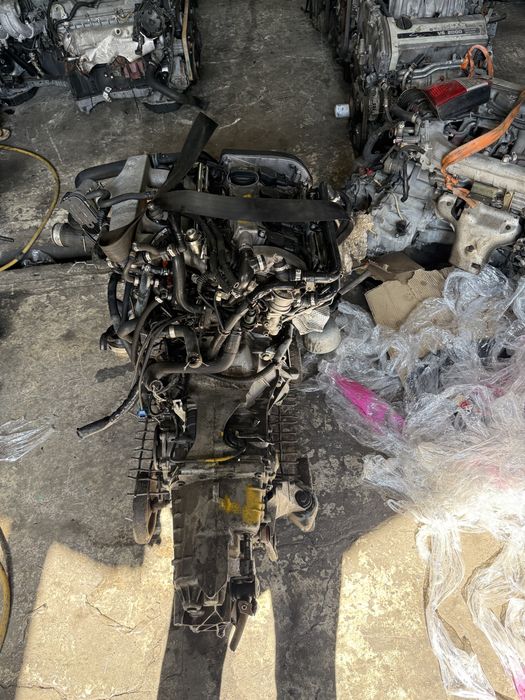 Двигатель пассат AWT AWM ауди