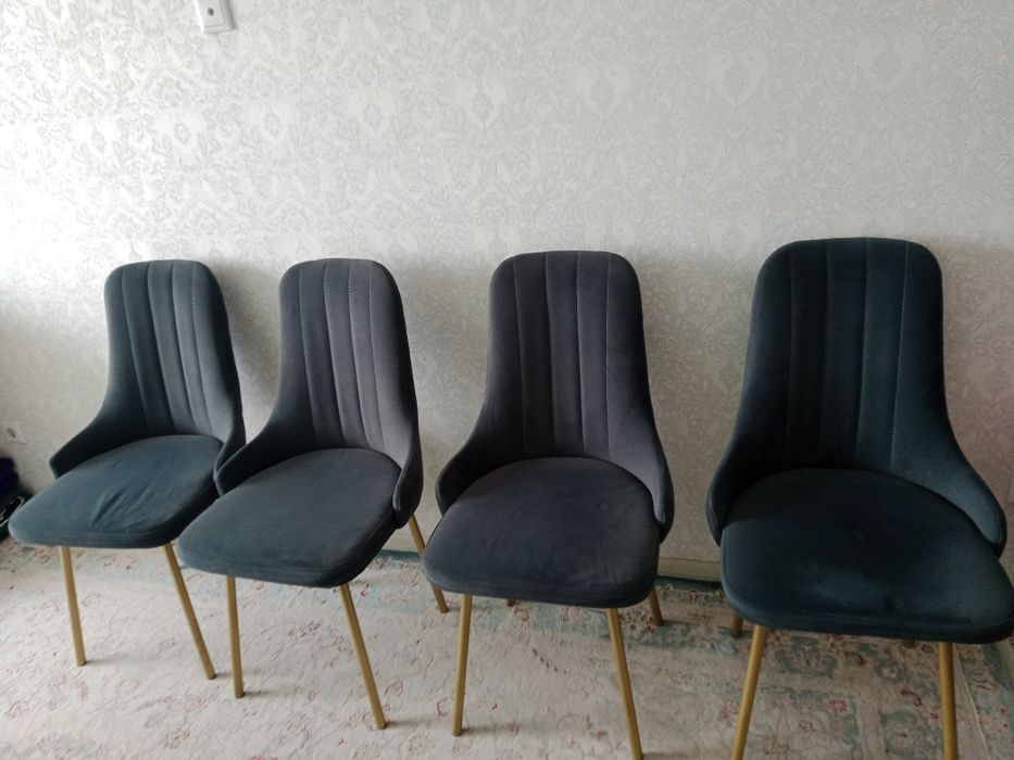 Продам стулья в отличном состоянии