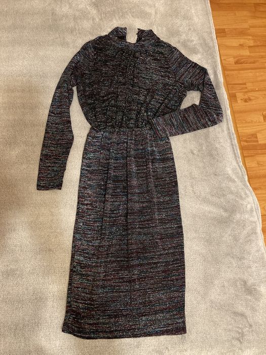 Четири рокли за 10 евро