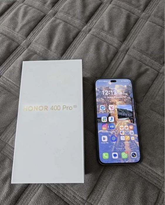 Honor 400 pro 12+12 256 в идеальное состояние  обмен