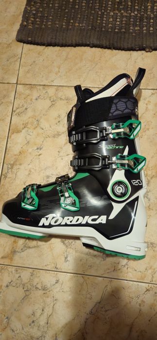 Ски обувки nordica