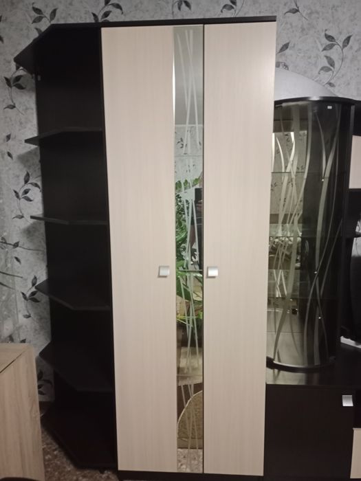 Продам стенка Российской сборрки