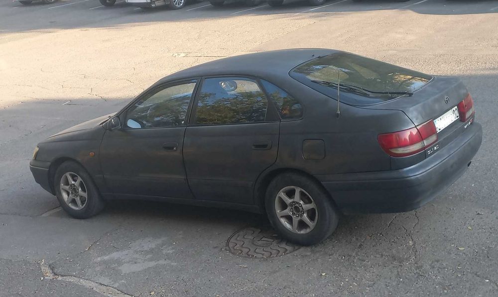 Toyota Carina E (автомат)