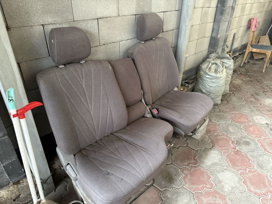 Продам селенья от лендкрузер 105