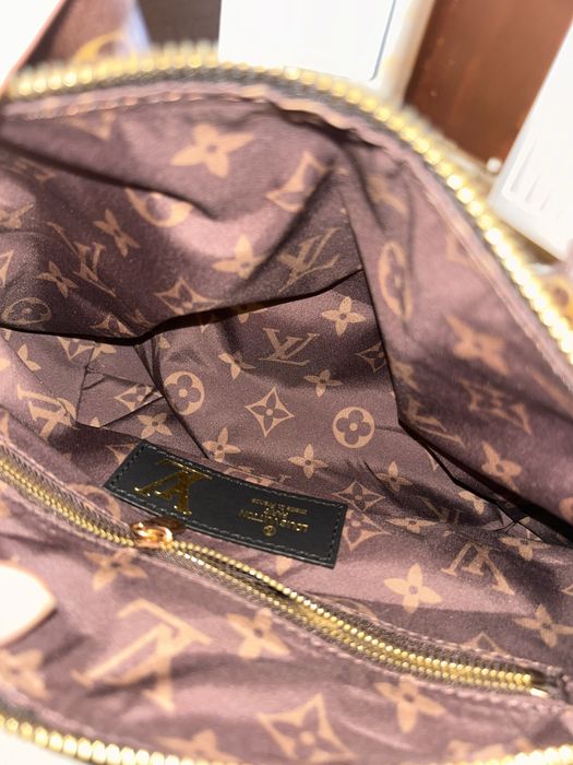 Louis Vuitton чанта