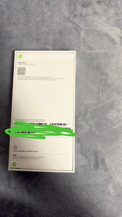 Iphone 18 pro burgundy