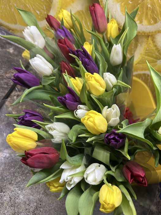 Тюльпаны 700 тенге доставка