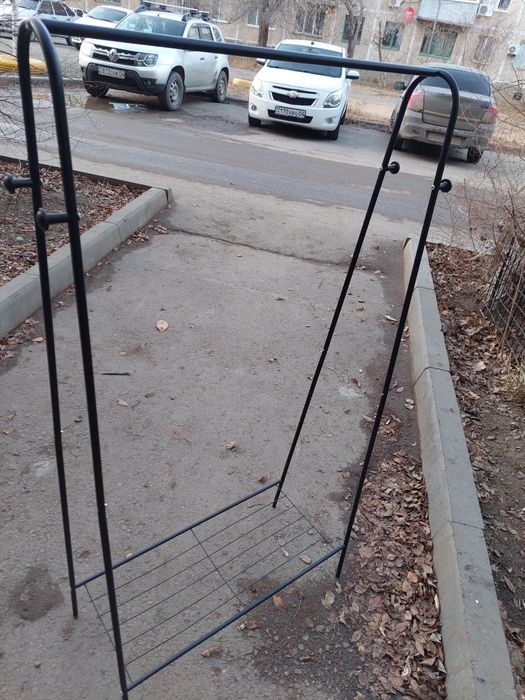 Вешалка Напольная