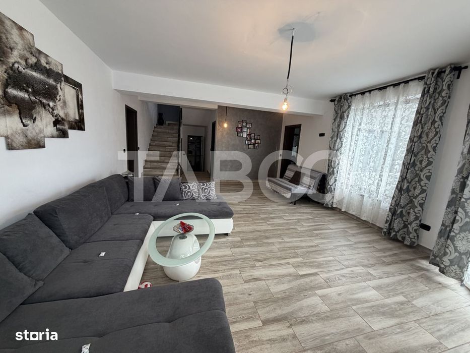 Casa individuala 5 camere 3 bai garaj 497 m teren liber Sat Sercaia