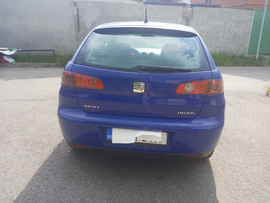 Seat Ibiza 2004 pentru navetă
