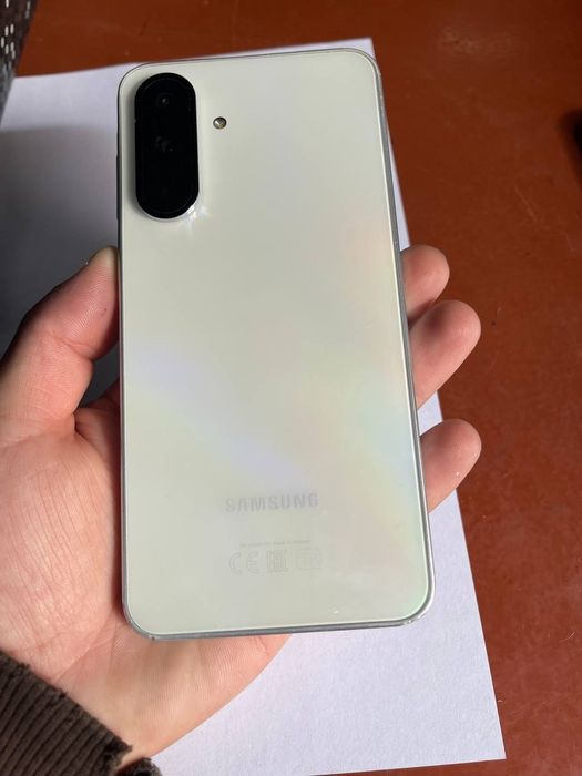 Samsung A36 5G kafolati bilan.