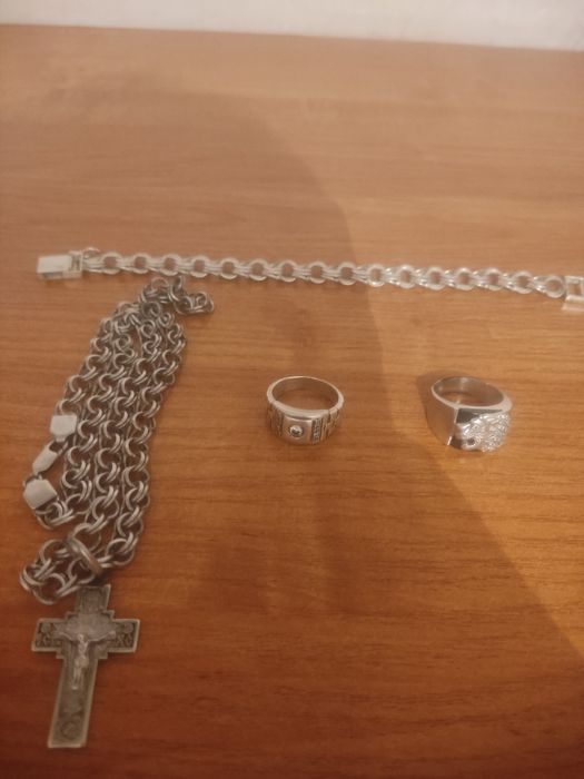 Продам серебряные изделия