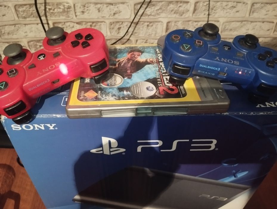 Продам PS3 slim 500 g