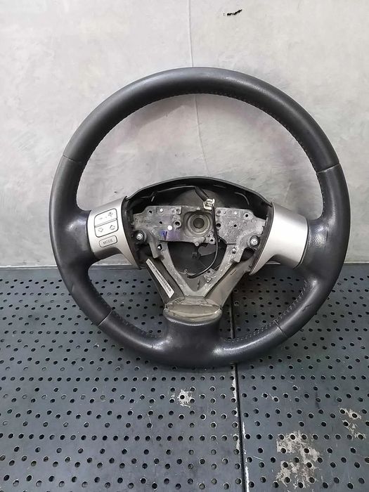 Volan piele in 3 spite cu comenzi toyota auris e15 607095202