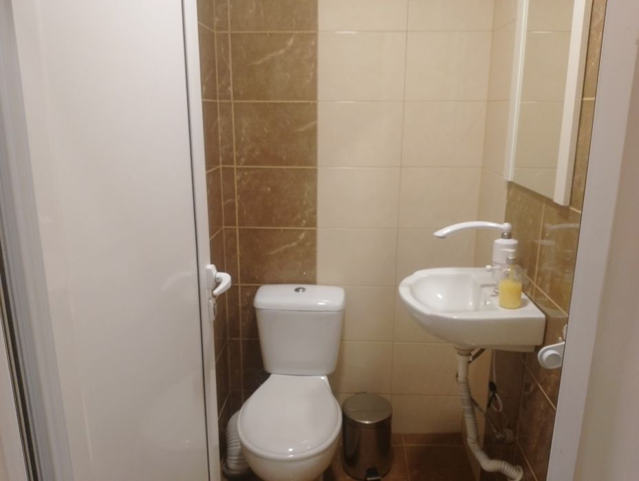 Дава се под наем Офис в Благоевград, Идеален център - 19 кв.м за 178.5 € - Снимка #5