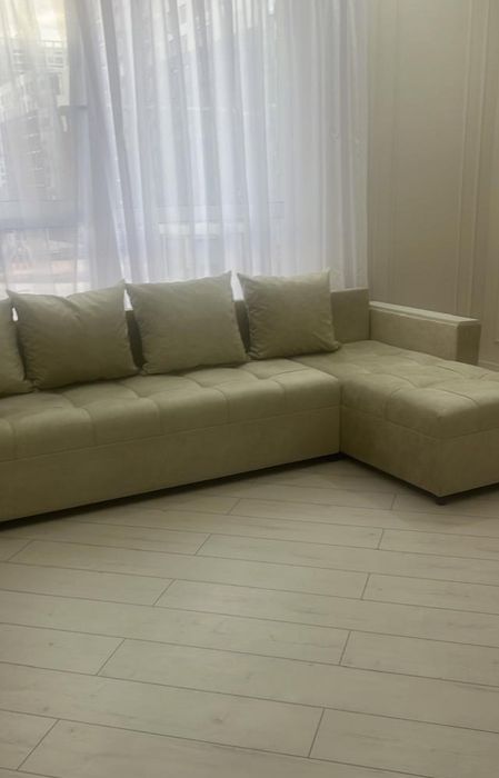 Продам диван угловой