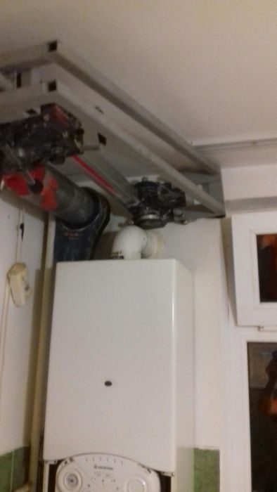 Gauri hota centrala ventilații prin carotare.