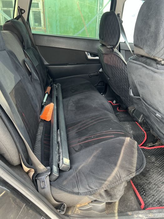 Продам ладу приору в универсале