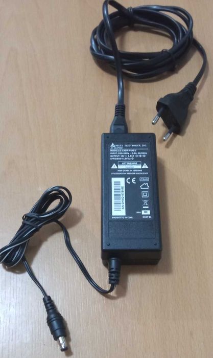Alimentator DELTA ELECTRONICS 12V  3 .34A cu indicator Led