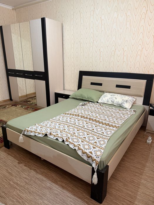 Шкаф и кровать продается