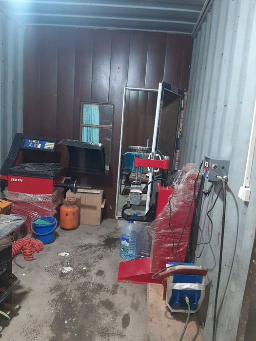 Vulkanizatsiya Sotiladi ishlab turgan  joy hama qulayliklari bor yangi