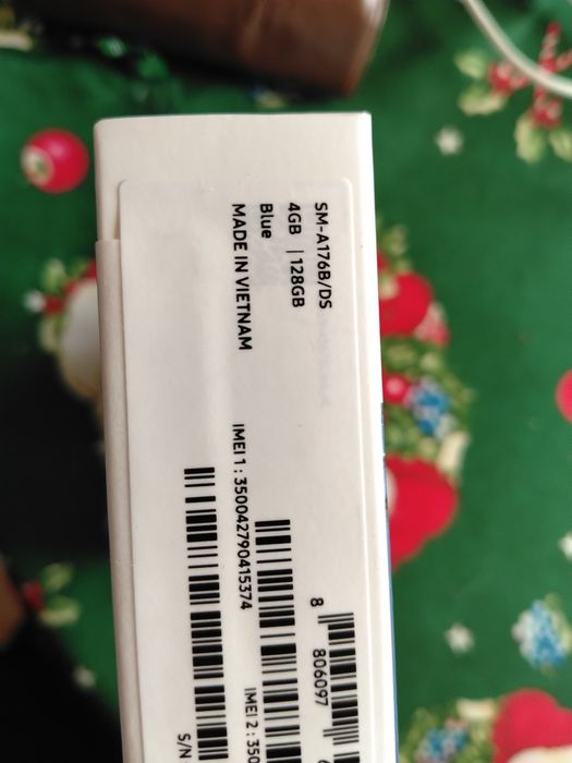 Продавам нов телефон Galaxy