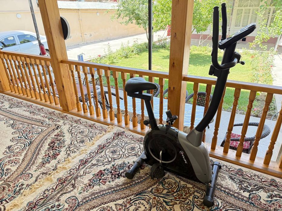 Велотренажёр почти новый