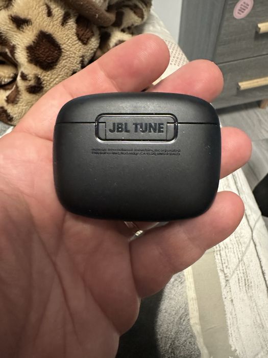 Casti JBL Tone Flex ca si noi !!