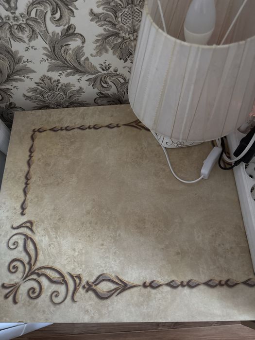 Пуфик и тумбочка