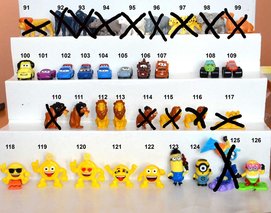 400 Киндер играчки от яйца Kinder Surprise