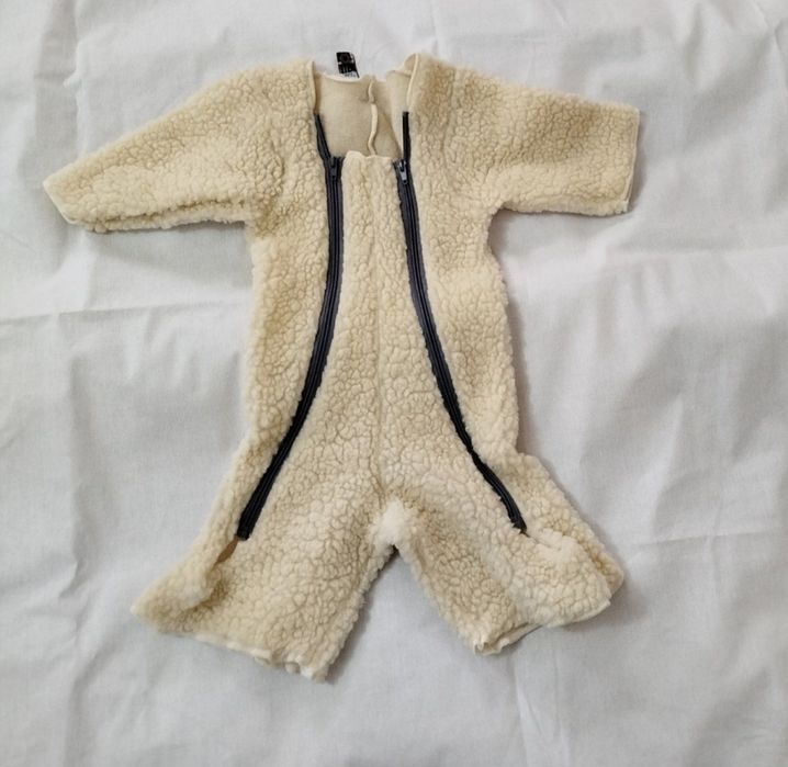 Продам детский комбинезон