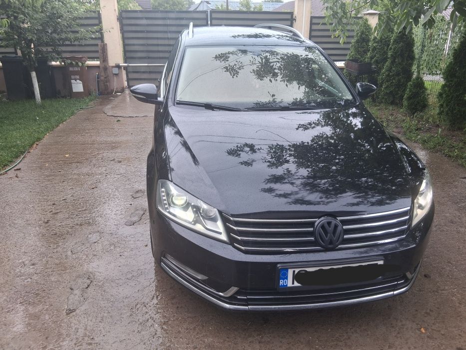 VOLKSWAGEN Passat Alltrack